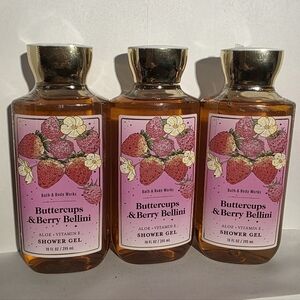 BBW BUTTERCUPS AND BERRY BELLINI SHOWER GEL X3